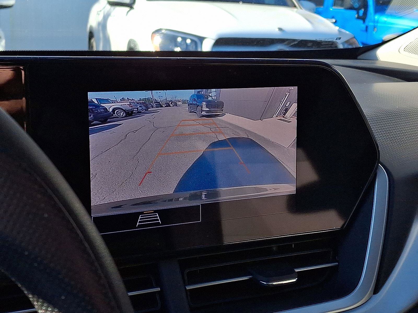 Used 2024 Chevrolet Trax LS w/ Driver Confidence Package image 17