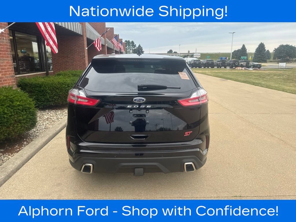 Used 2023 Ford Edge ST w/ Equipment Group 401A AWD/4WD image 4