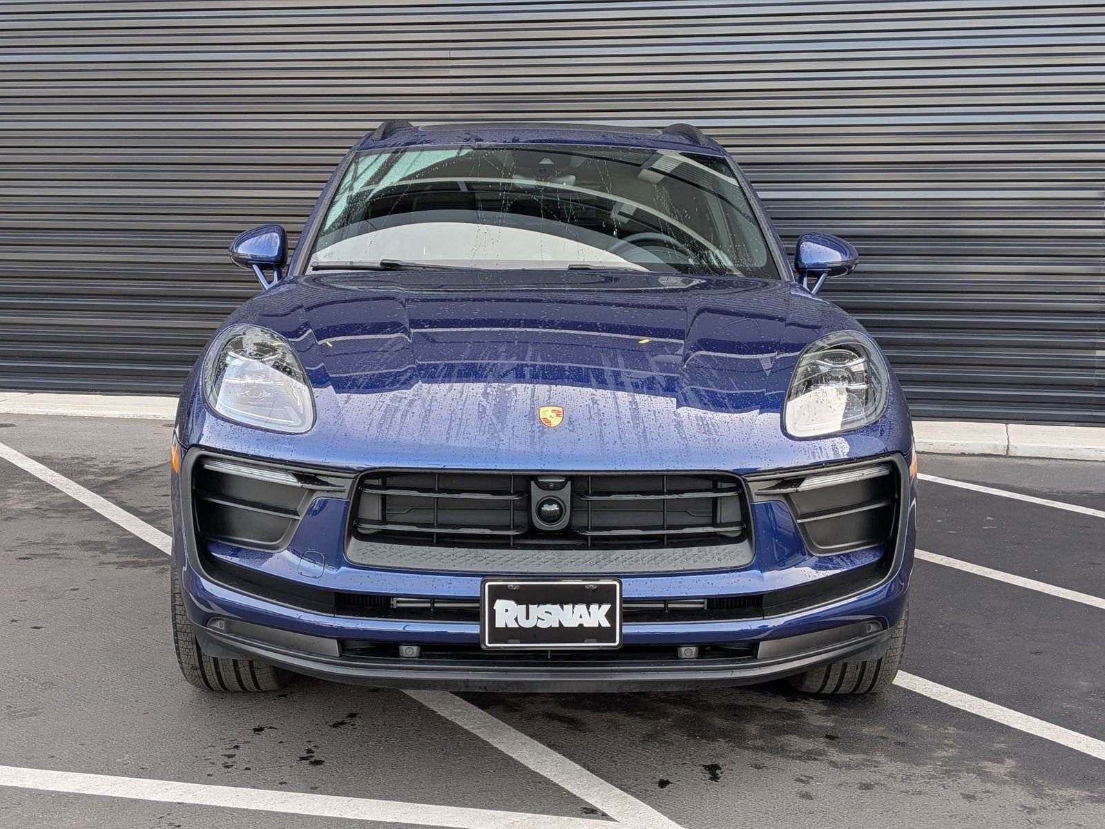 Certified 2025 Porsche Macan image 6