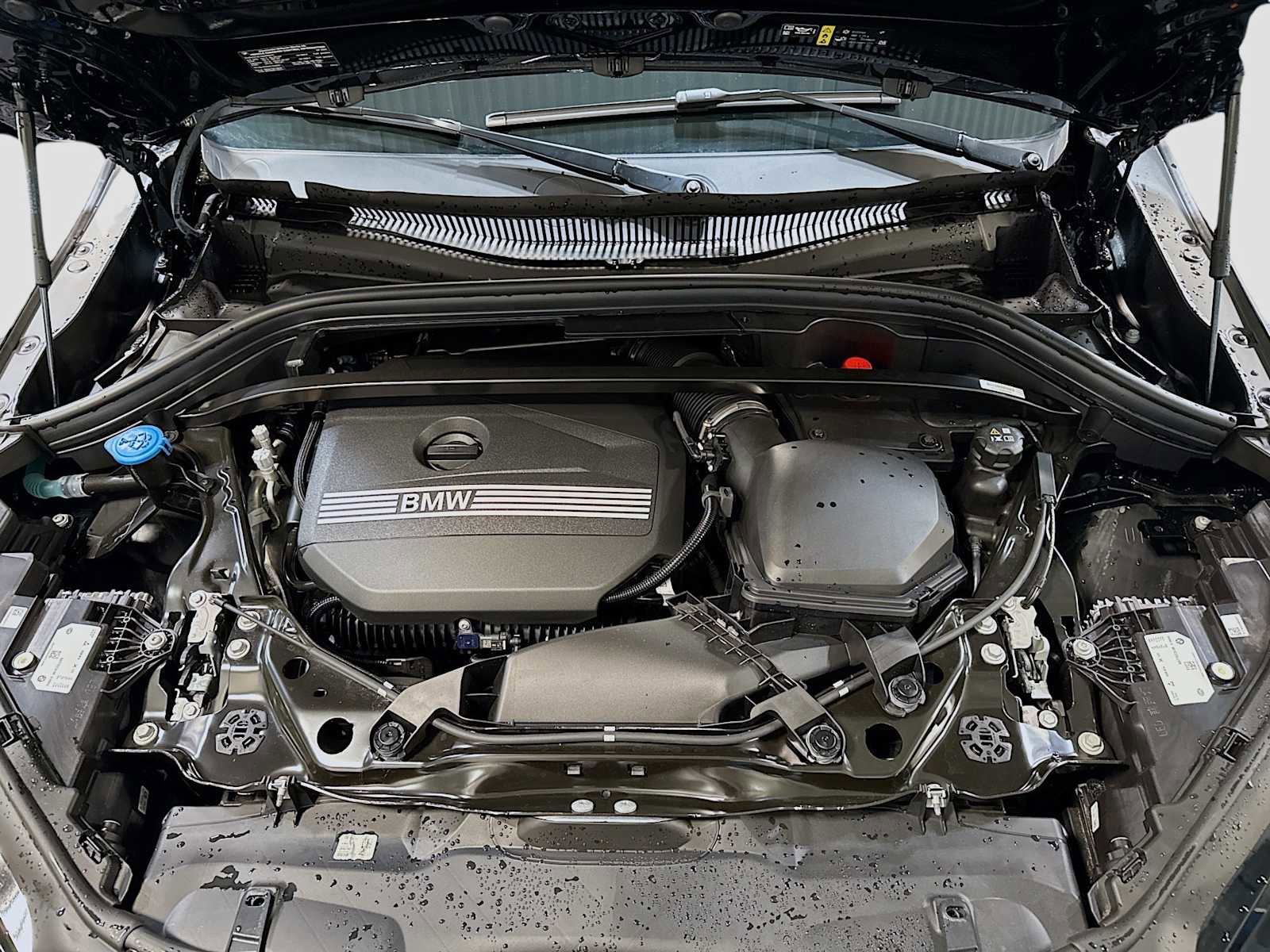 Certified 2025 BMW X2 xDrive28i AWD/4WD image 27