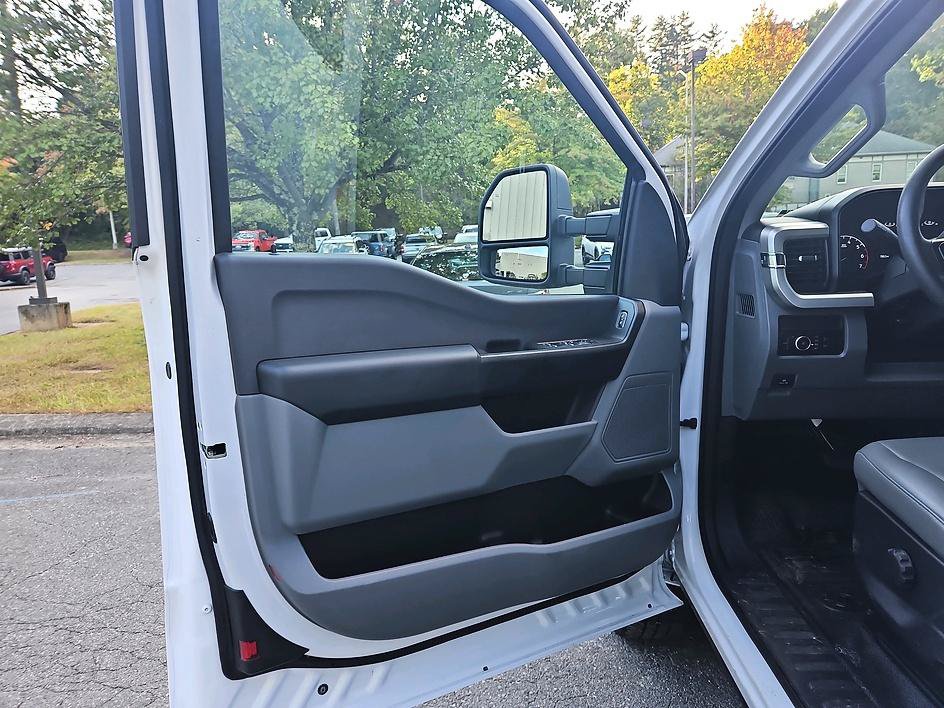 Used 2024 Ford F250 XL w/ XL Driver Assist Package AWD/4WD image 10