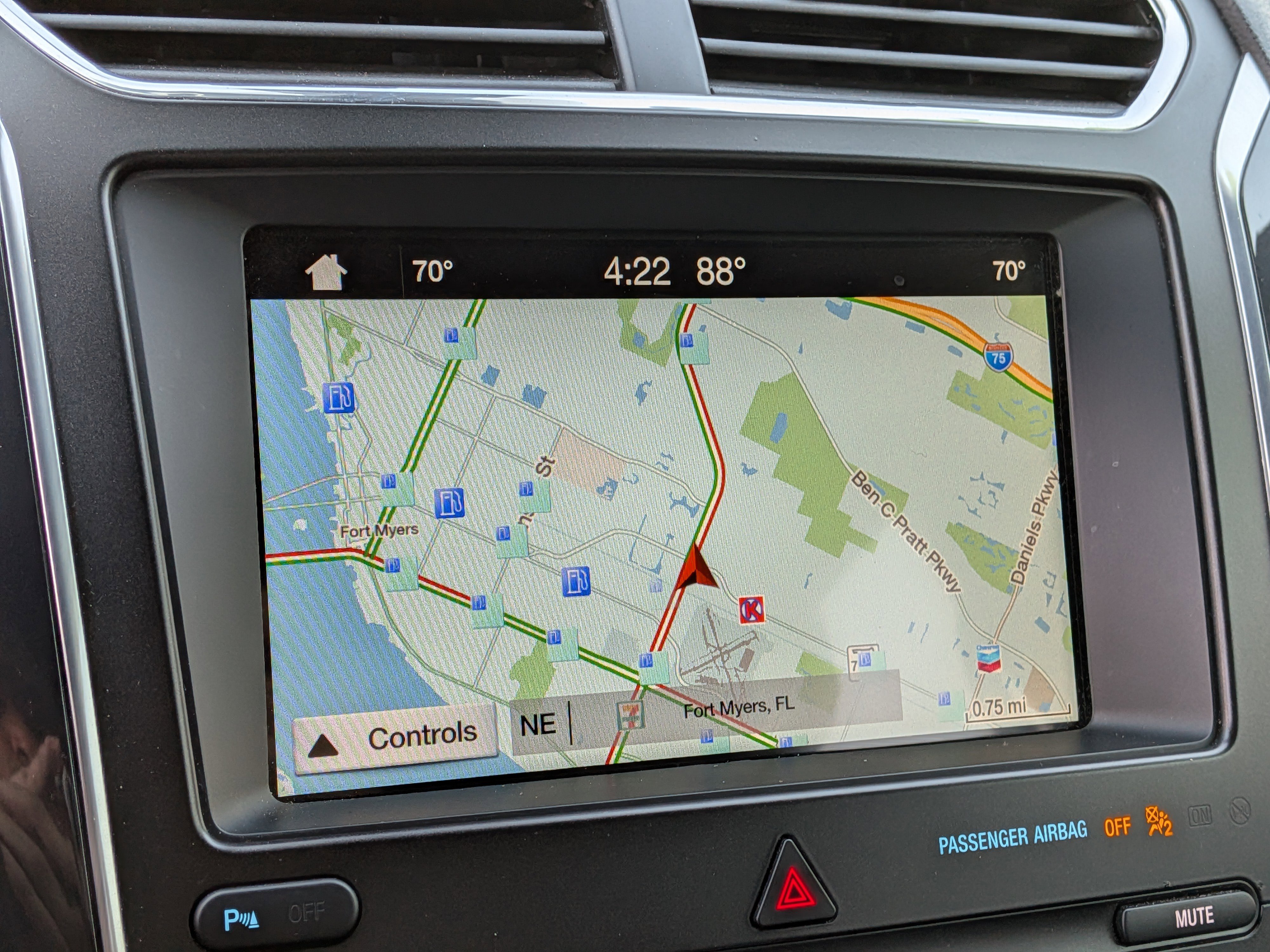 Used 2019 Ford Explorer Sport w/ Ford Safe & Smart Package image 33