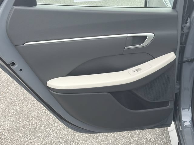 New 2026 Hyundai Sonata SEL FWD image 22