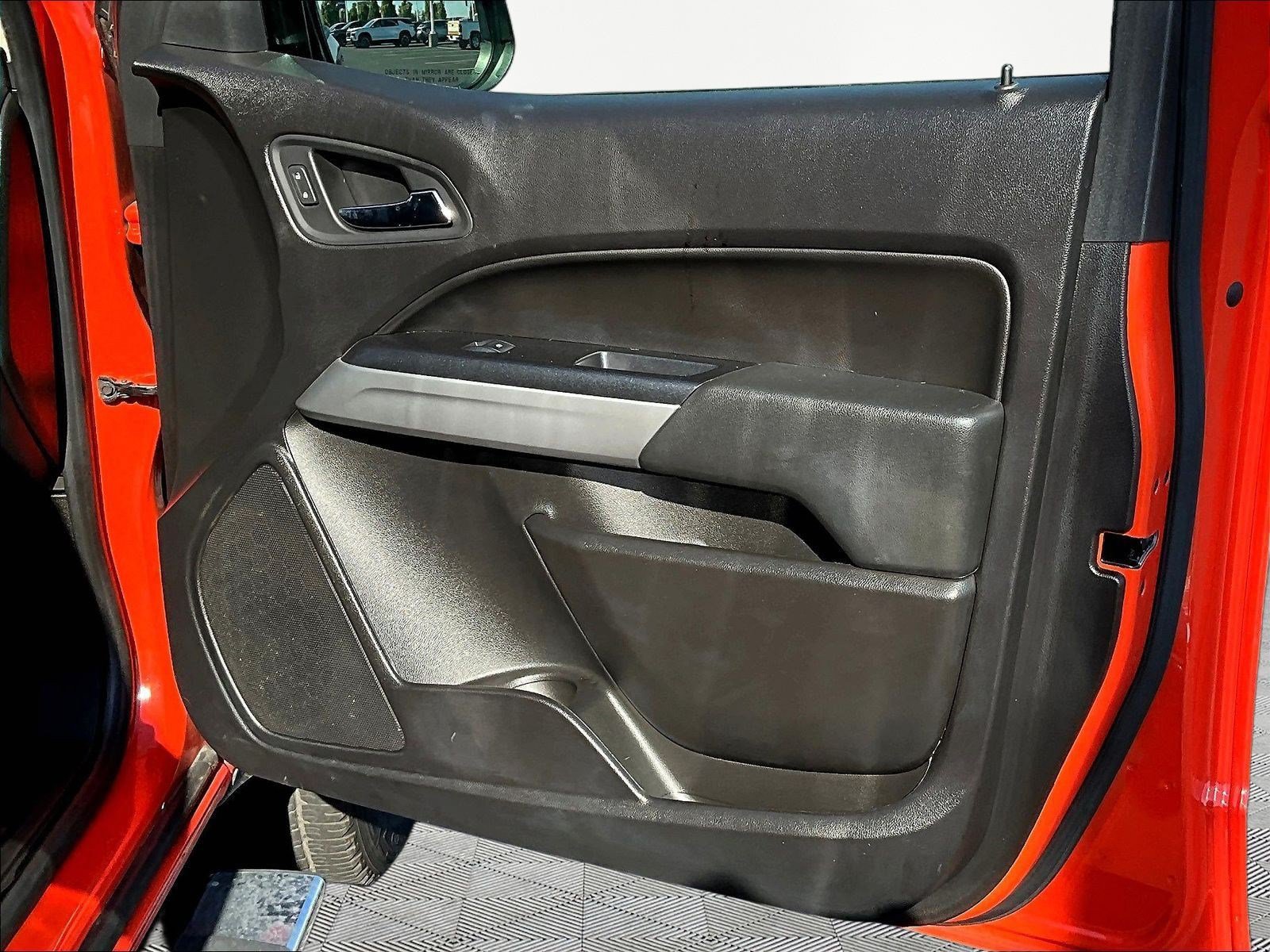 Used 2021 Chevrolet Colorado LT w/ Luxury Package AWD/4WD image 28