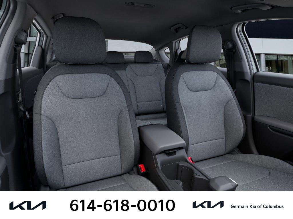 New 2025 Kia K4 LXS image 18
