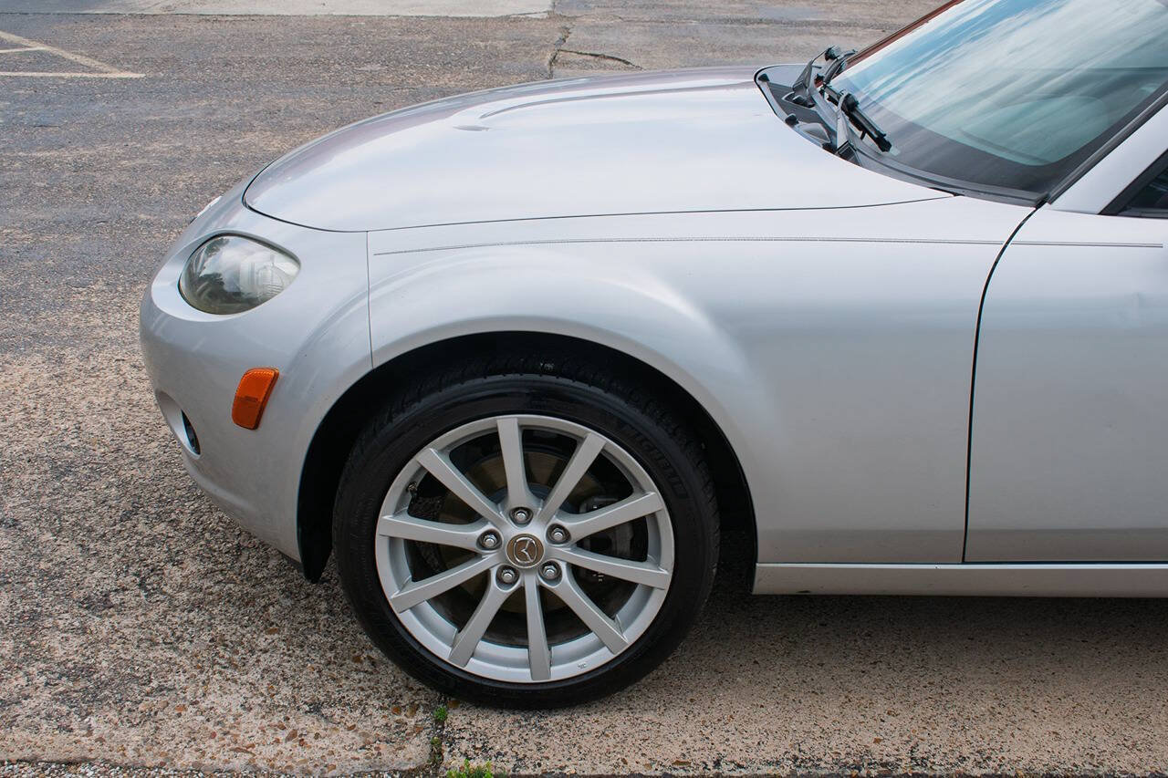 Used 2008 MAZDA MX-5 Miata Touring RWD image 36