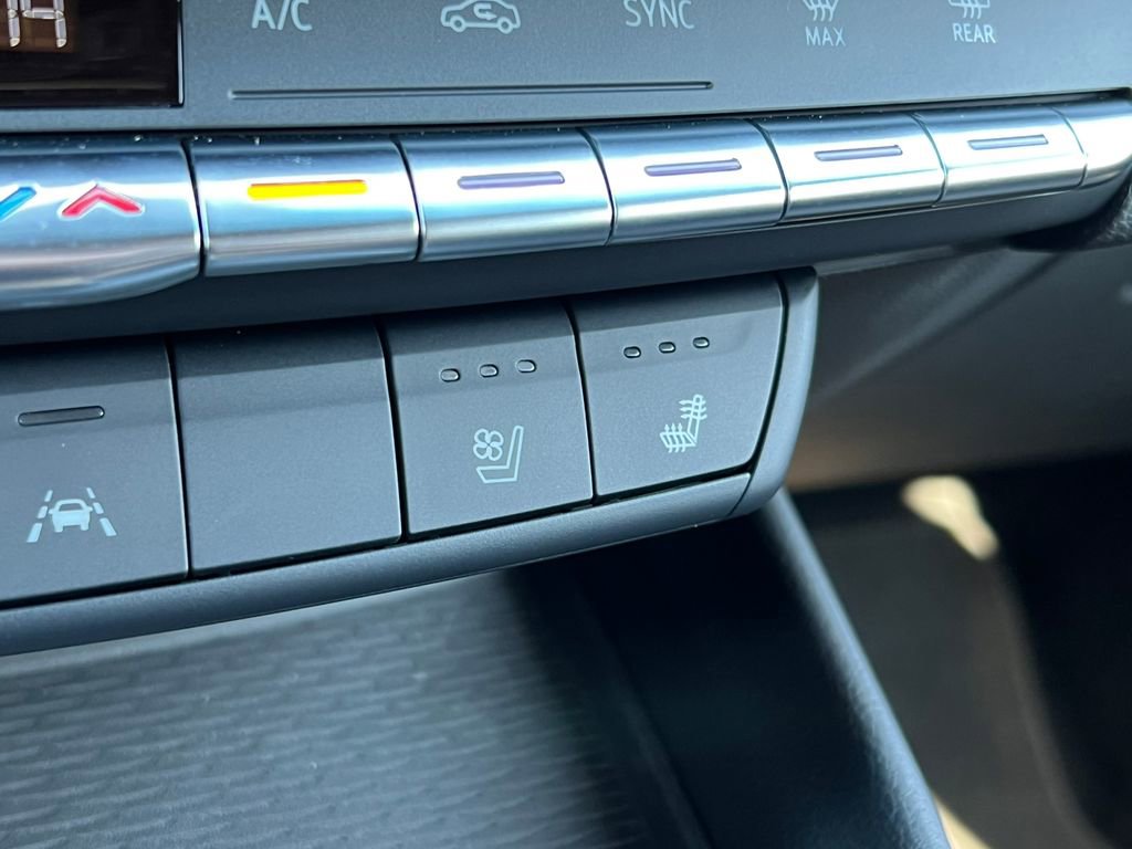 New 2025 Cadillac CT4 Premium Luxury image 25