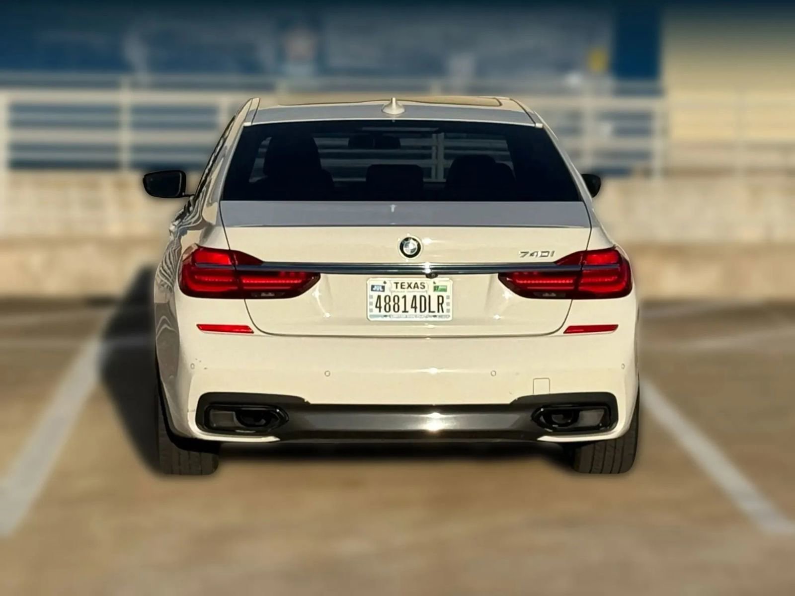 Used 2016 BMW 740i image 7