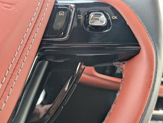 New 2026 Lincoln Aviator Reserve w/ Luxury Package RWD image 26
