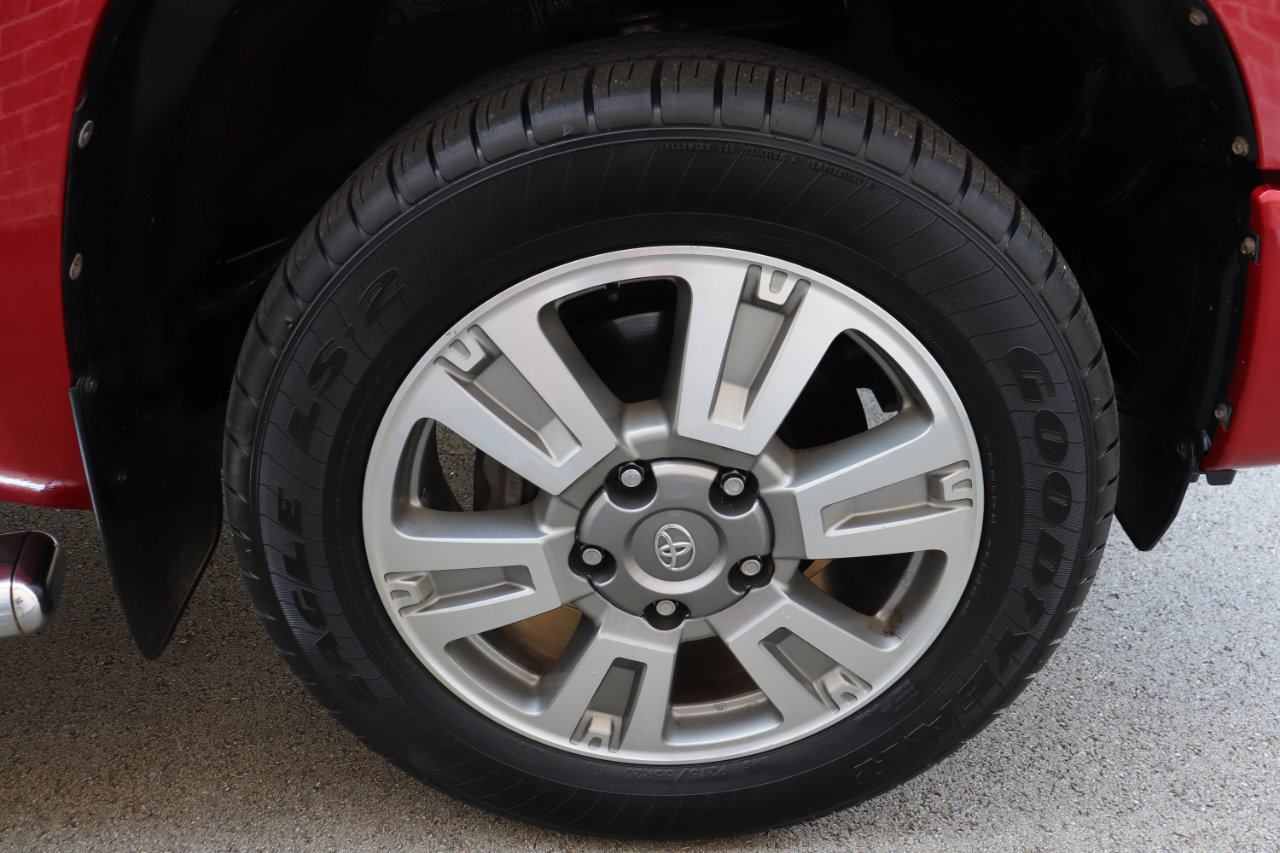 Used 2016 Toyota Tundra Platinum image 79