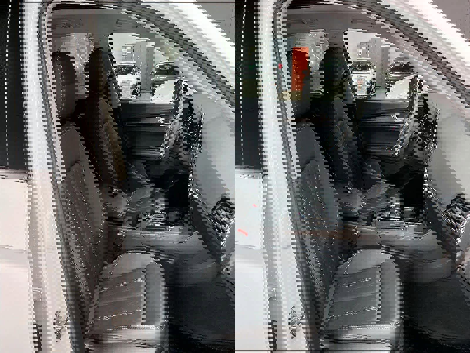 Used 2023 Audi Q5 2.0T Premium w/ Convenience Package image 10