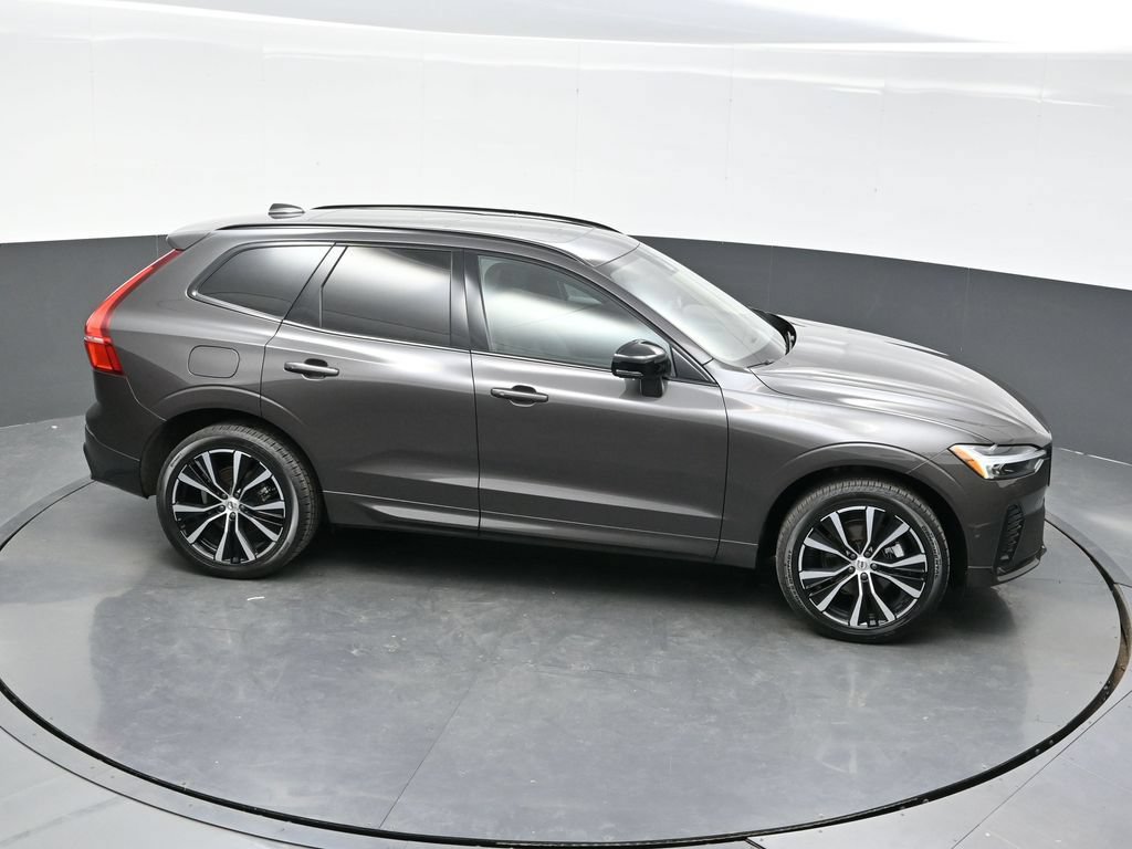 Used 2024 Volvo XC60 B5 Plus w/ Protection Package Premier AWD/4WD image 38