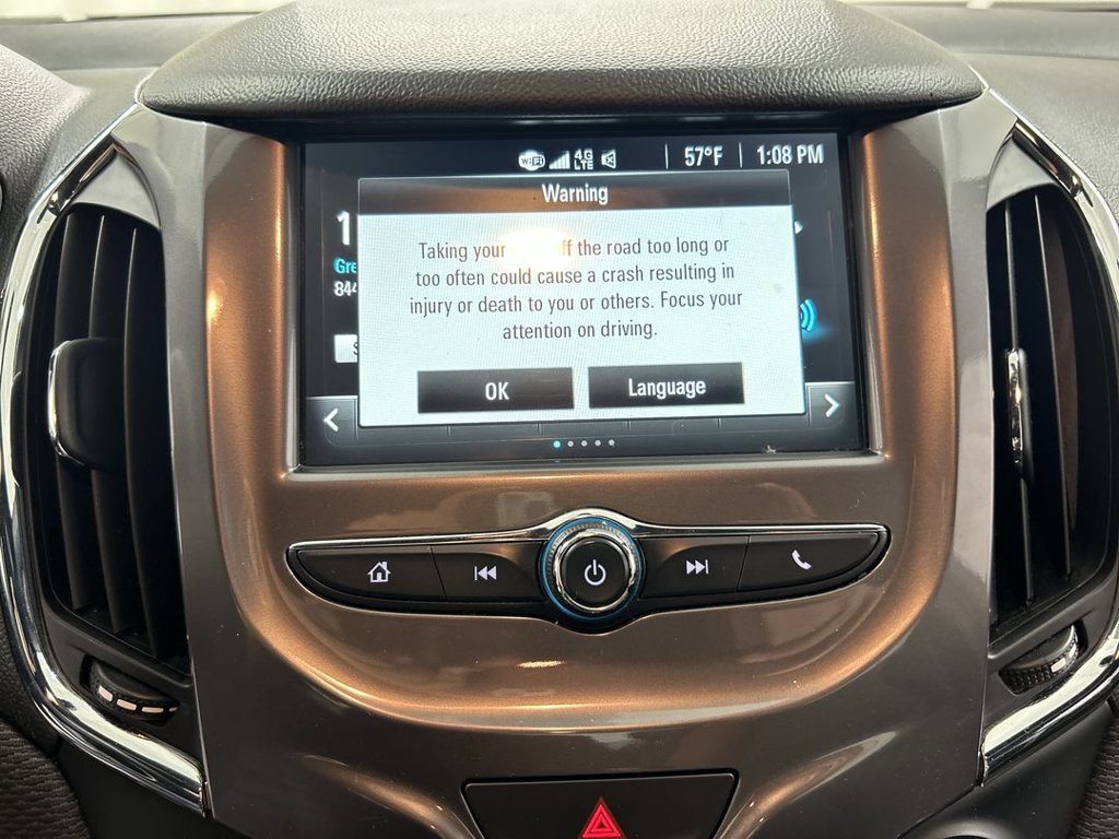 Used 2018 Chevrolet Cruze LT w/ Convenience Package FWD image 14