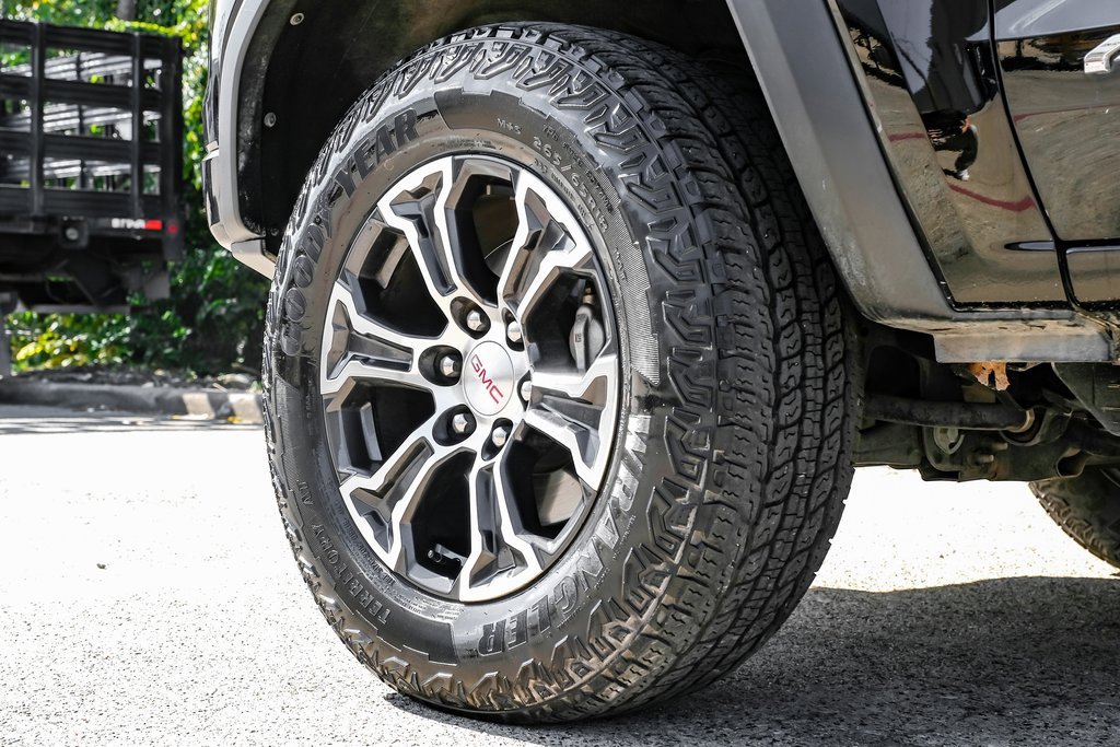 Used 2023 GMC Canyon AT4 w/ Canyon Safety Plus Package image 66