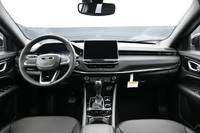 New 2026 Jeep Compass Latitude AWD/4WD image 9