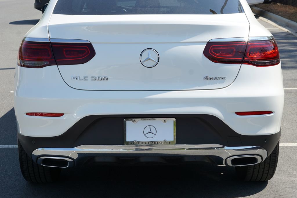 Used 2022 Mercedes-Benz GLC 300 4MATIC Coupe image 10