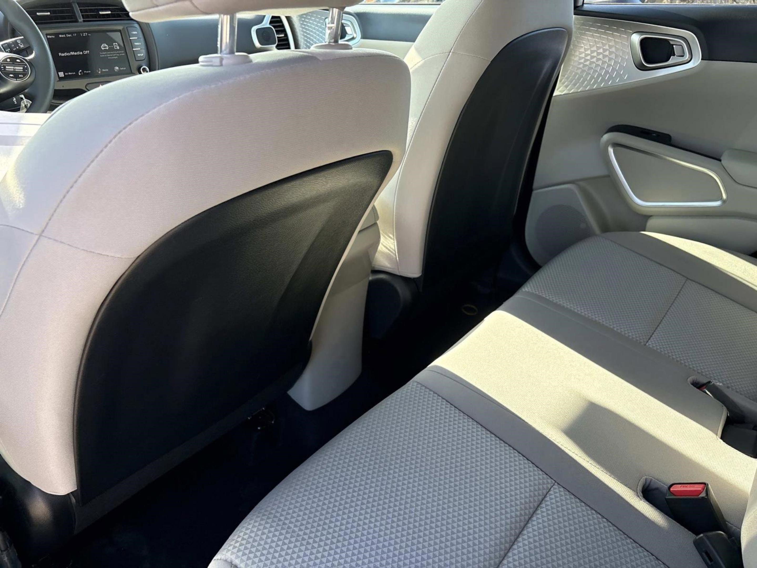 New 2025 Kia Soul LX w/ LX Technology Package image 16