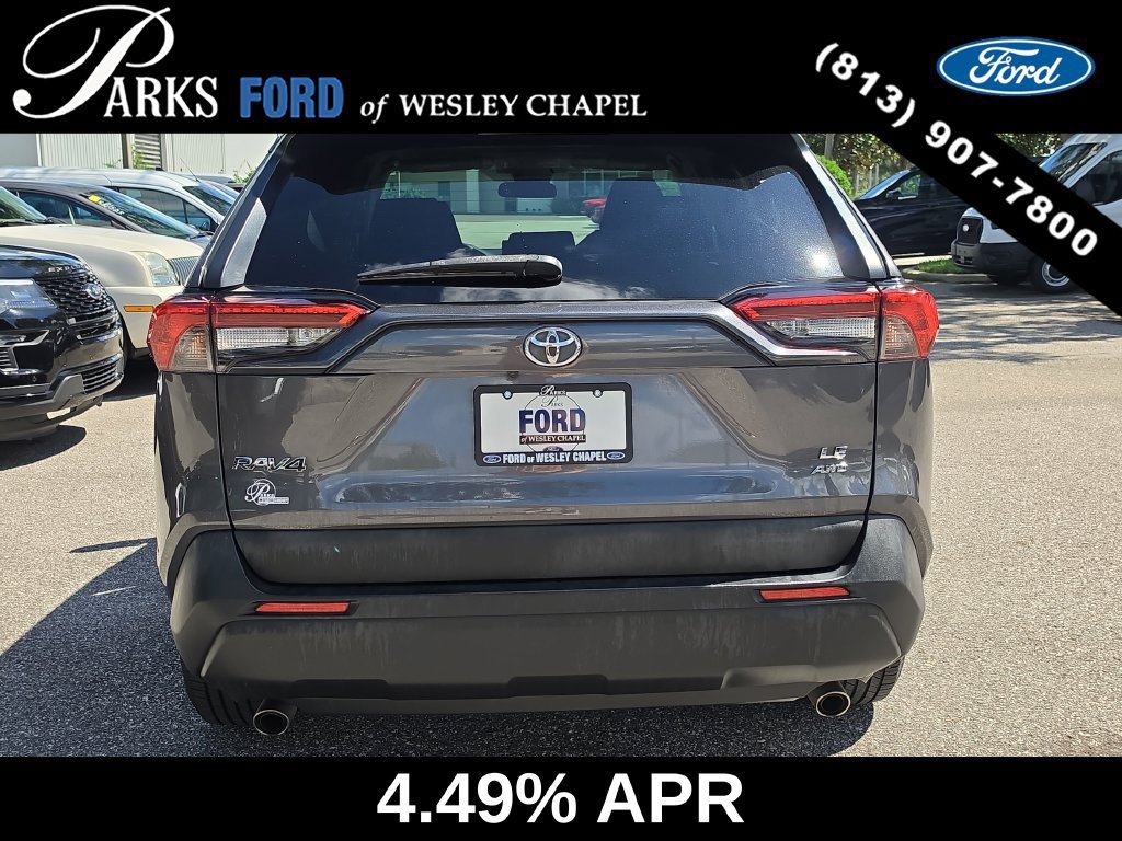 Used 2021 Toyota RAV4 LE AWD/4WD image 6