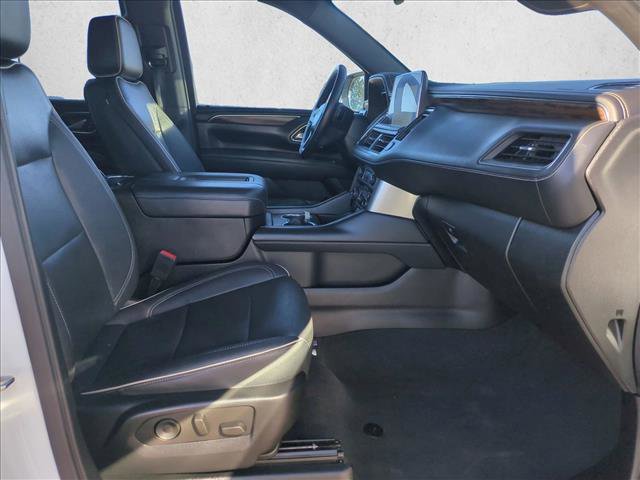 Used 2023 Chevrolet Suburban Premier image 22