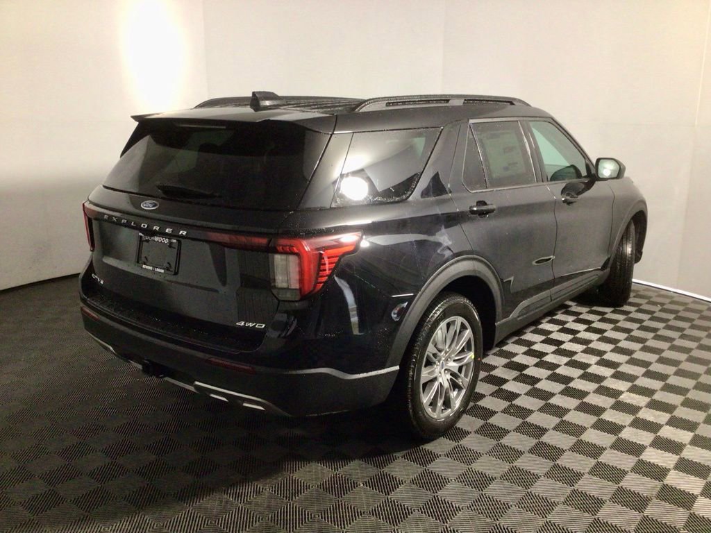 New 2026 Ford Explorer Active w/ Active Comfort Package image 15