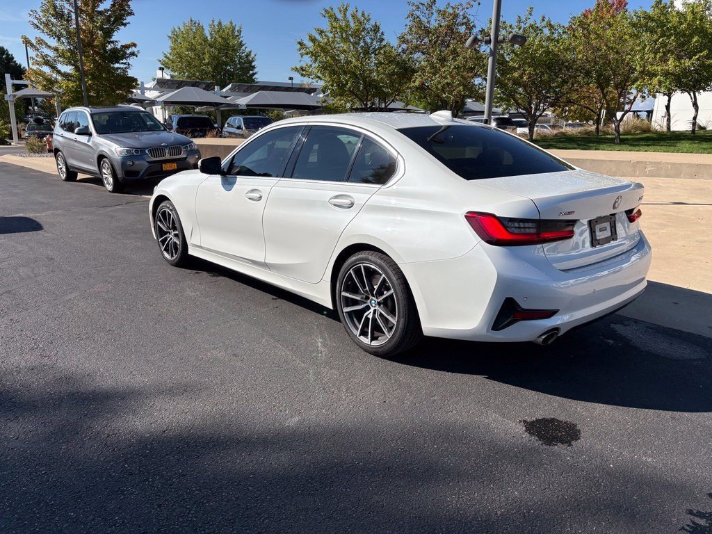 Used 2021 BMW 330i xDrive Sedan w/ Convenience Package AWD/4WD image 7