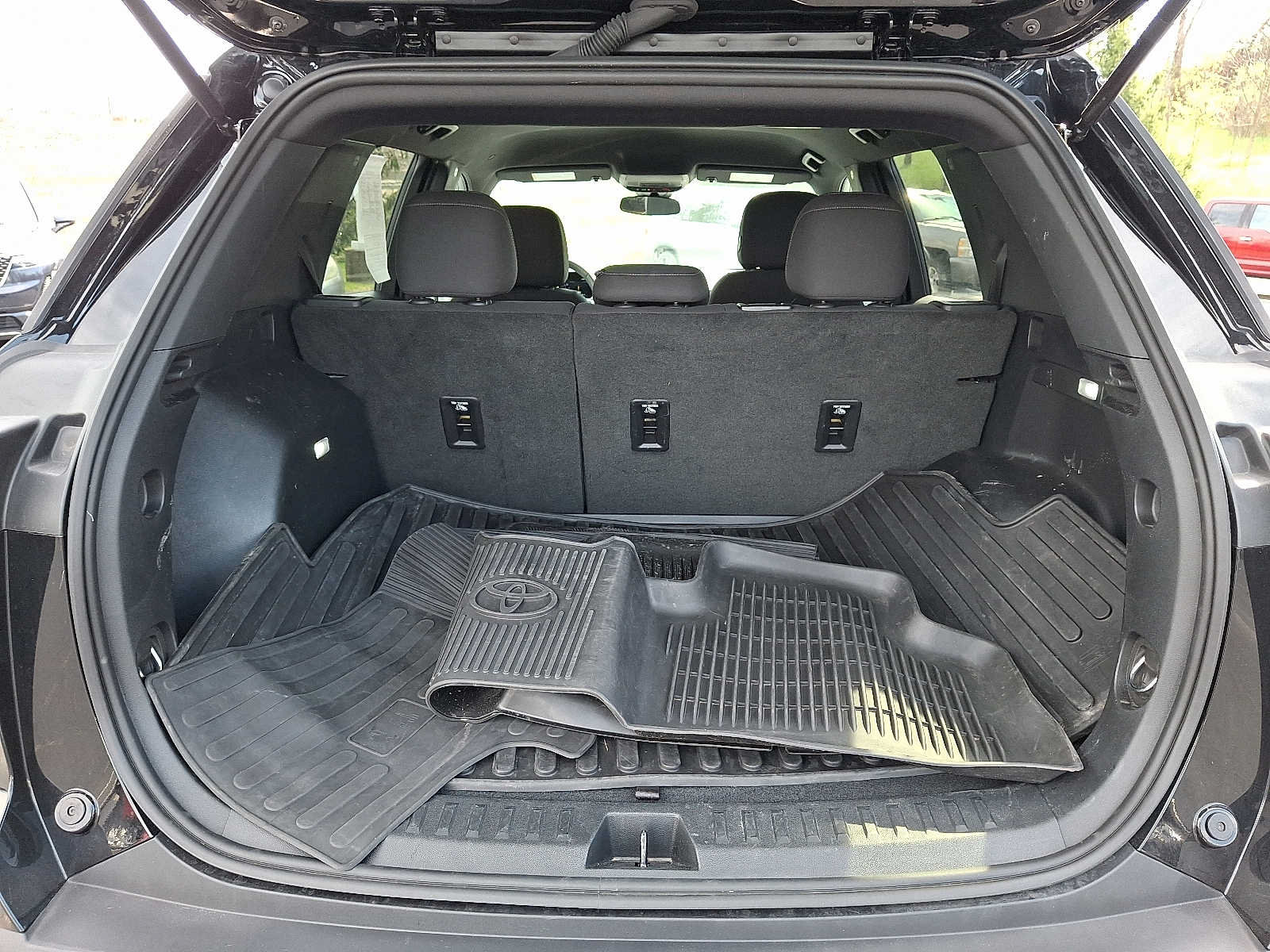 Used 2025 Chevrolet Equinox LT FWD image 27