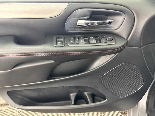 Used 2019 Dodge Grand Caravan GT FWD image 18