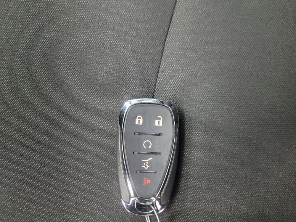 Used 2023 Chevrolet Equinox RS image 32