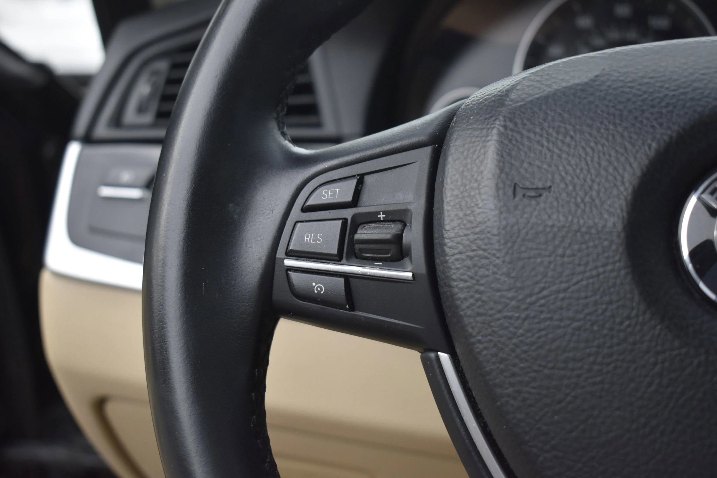 Used 2015 BMW 528i Sedan image 19