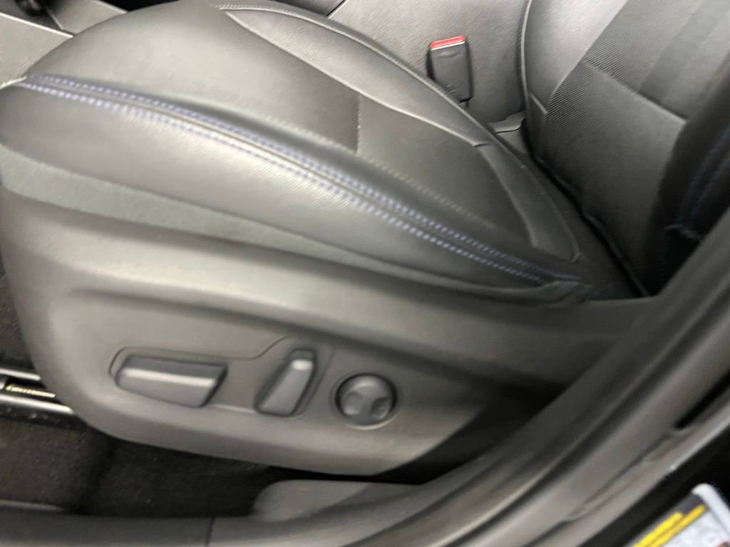 Used 2022 Hyundai Kona Limited w/ Cargo Package image 25