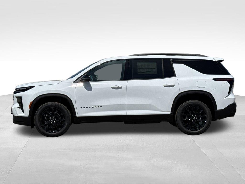 New 2026 Chevrolet Traverse LT w/ Midnight/Sport Edition FWD image 2