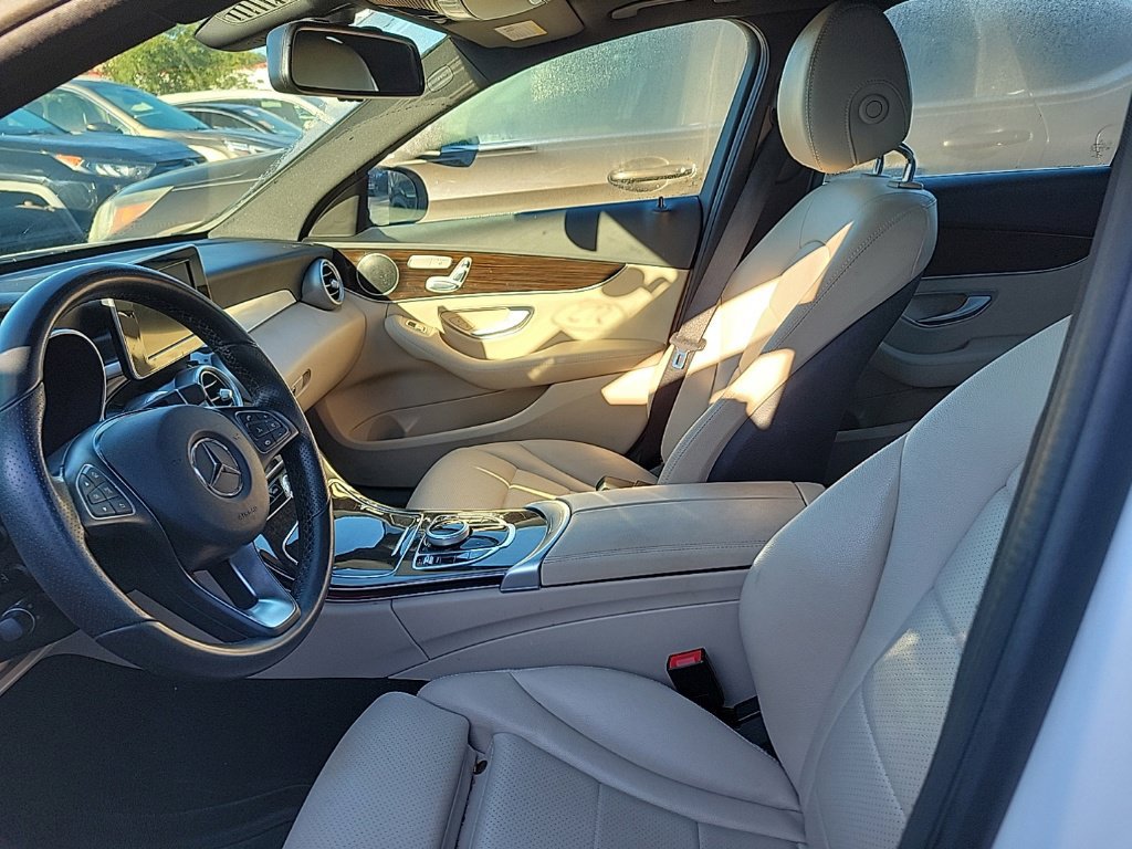 Used 2018 Mercedes-Benz C 300 4MATIC Sedan image 6