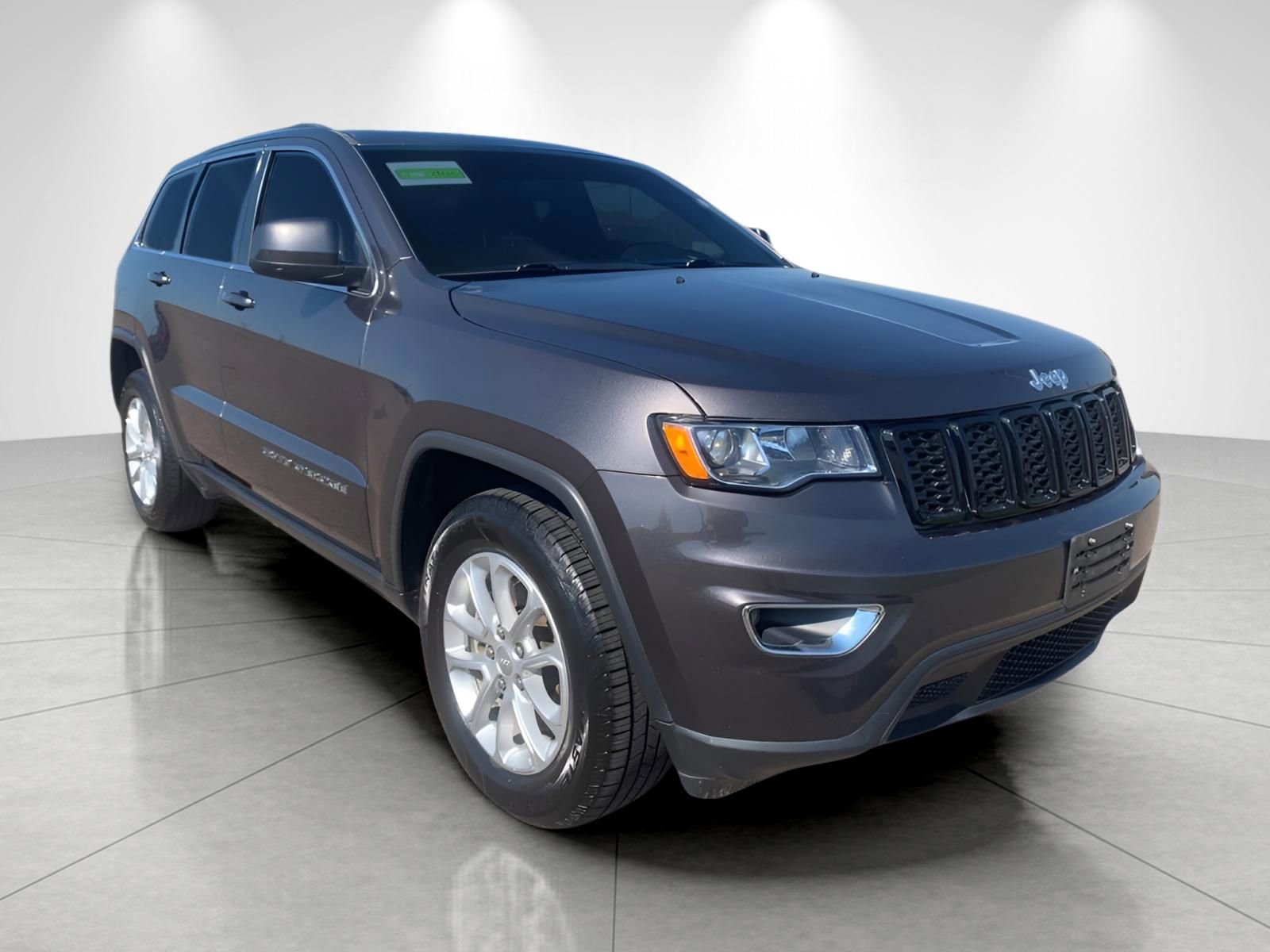Used 2021 Jeep Grand Cherokee Laredo