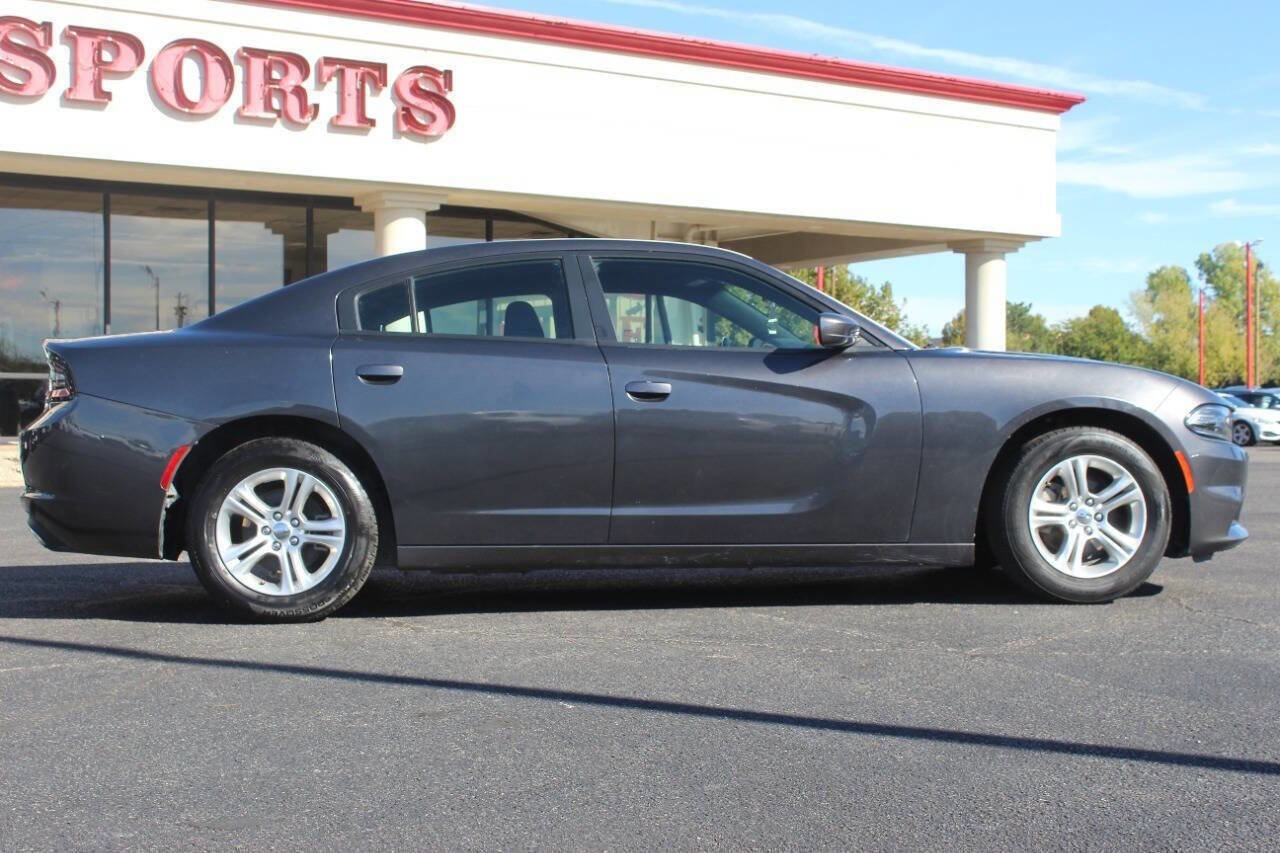 Used 2021 Dodge Charger SXT image 3