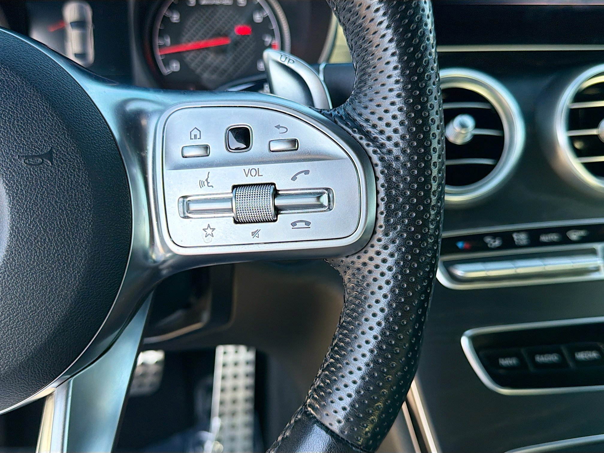 Used 2019 Mercedes-Benz C 63 AMG Coupe image 37