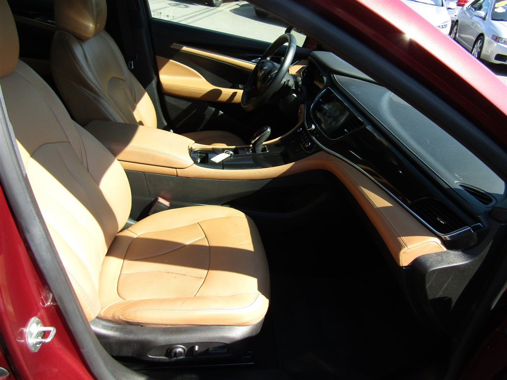 Used 2017 Buick LaCrosse Essence w/ Sun and Shade Package FWD image 14