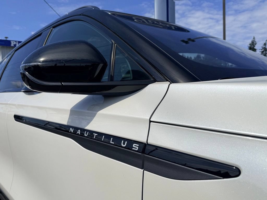 New 2026 Lincoln Nautilus Reserve AWD/4WD image 35