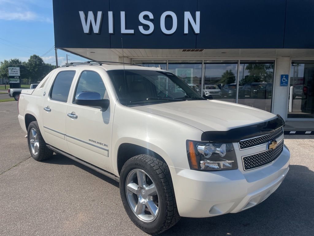 Used 2013 Chevrolet Avalanche LTZ