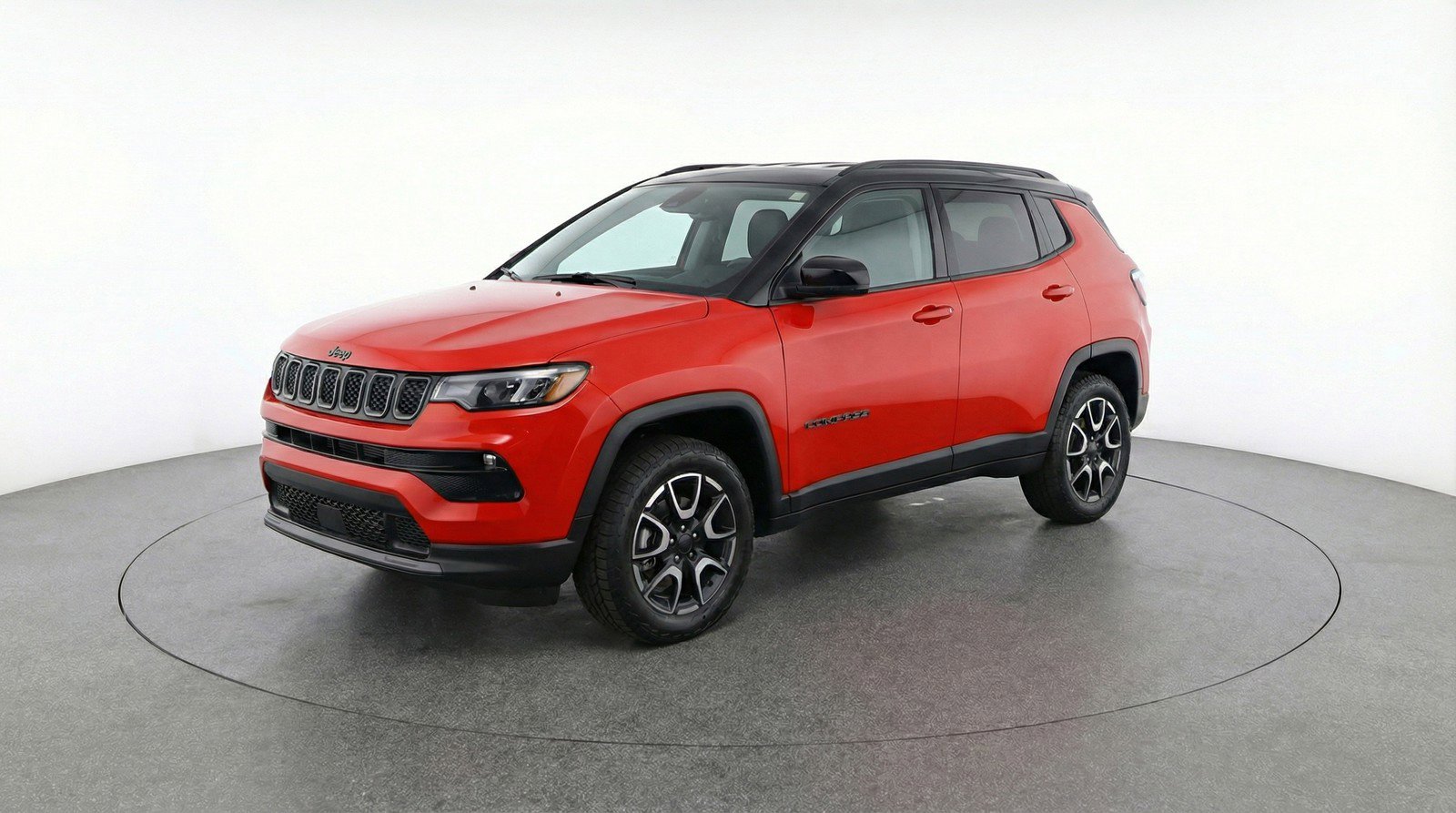 Used 2025 Jeep Compass Trailhawk image 3