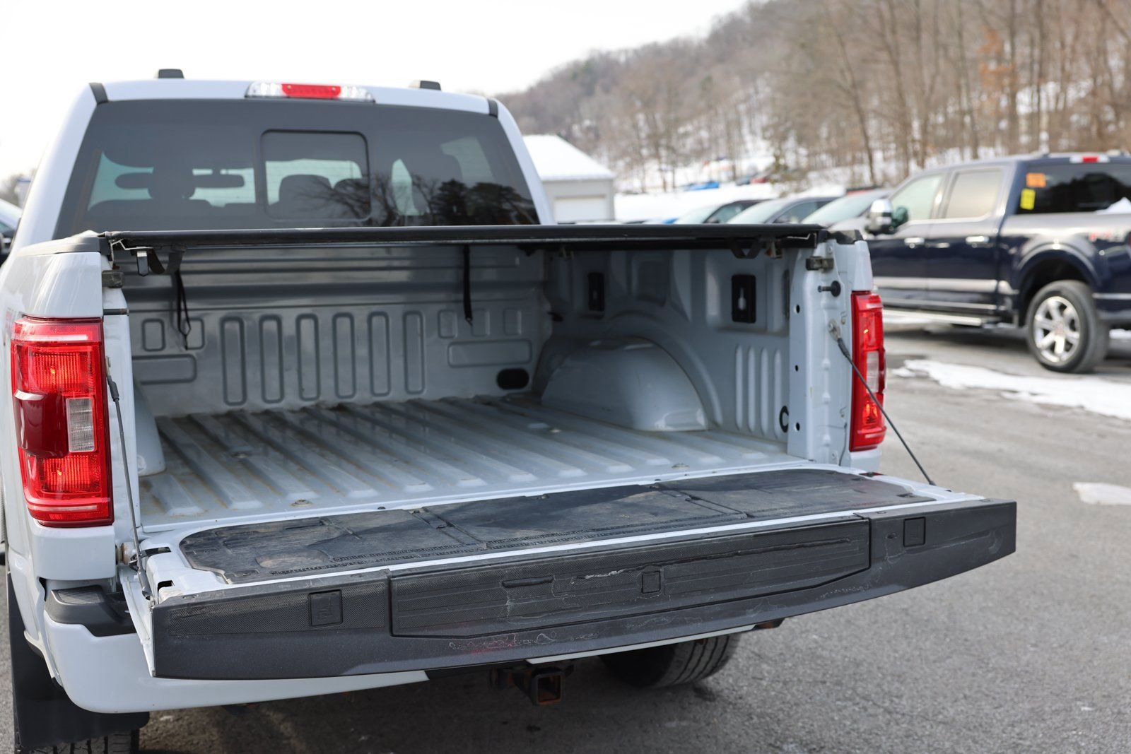 Used 2022 Ford F150 XLT w/ Equipment Group 302A High image 15