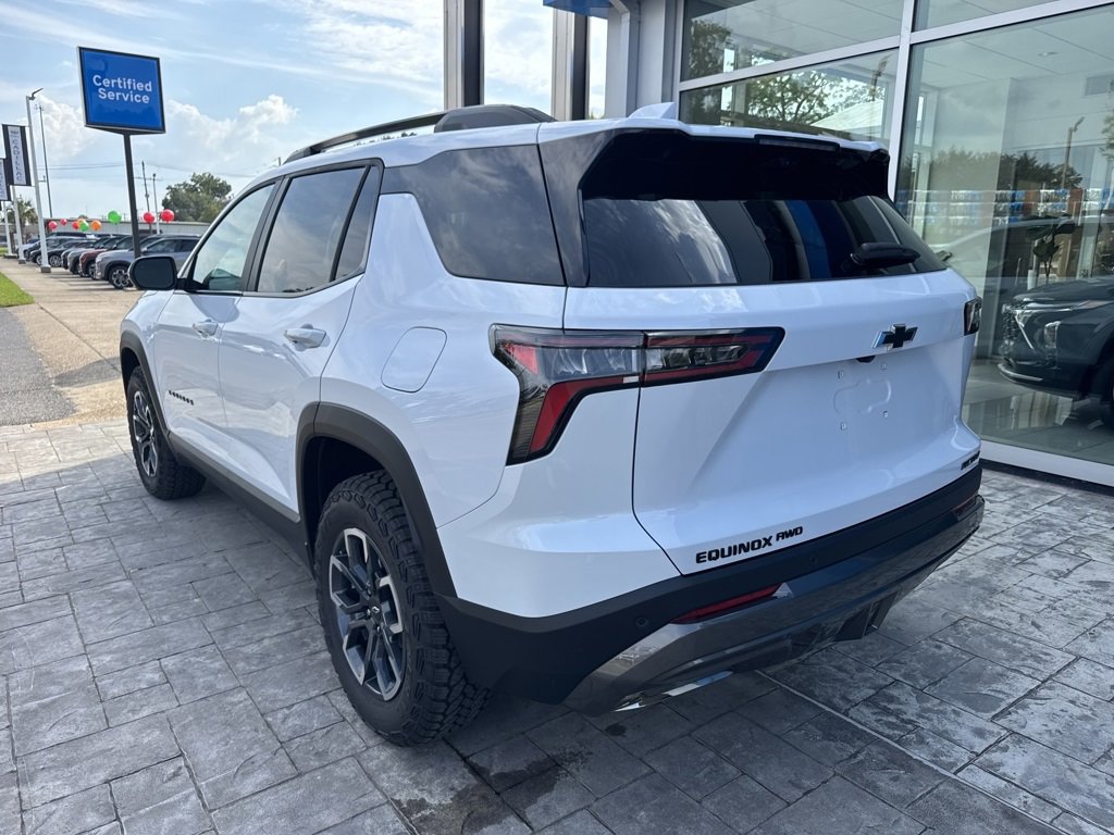 New 2026 Chevrolet Equinox ACTIV w/ Convenience Package III image 4