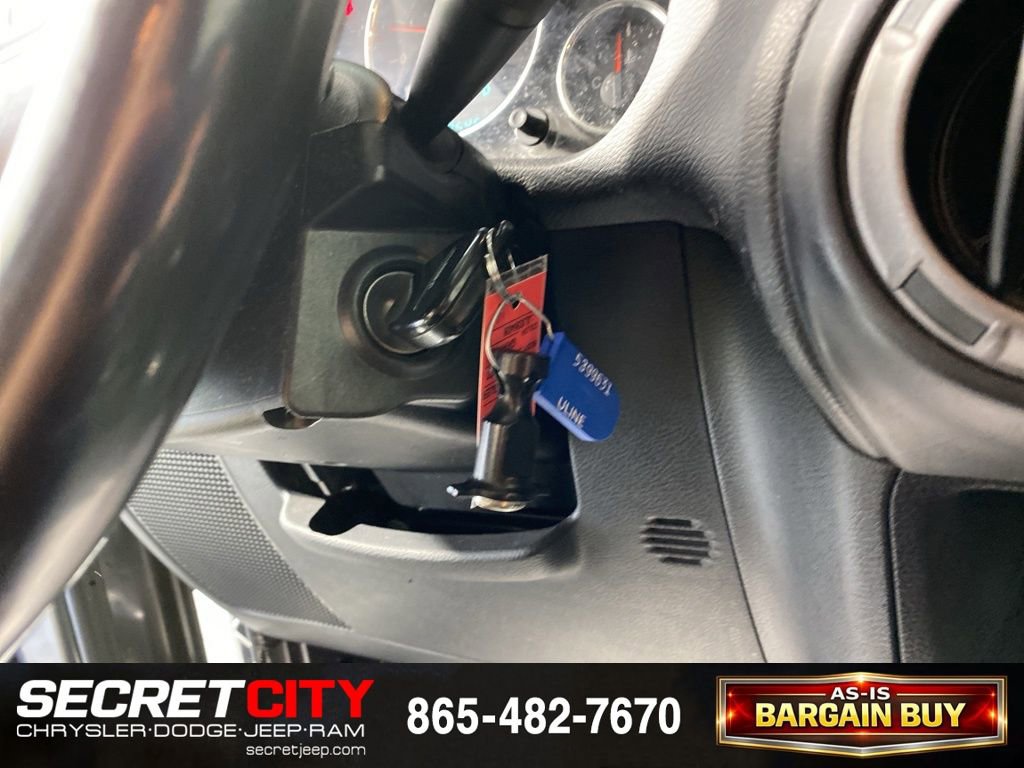 Used 2018 Jeep Wrangler Unlimited Sport S AWD/4WD image 16