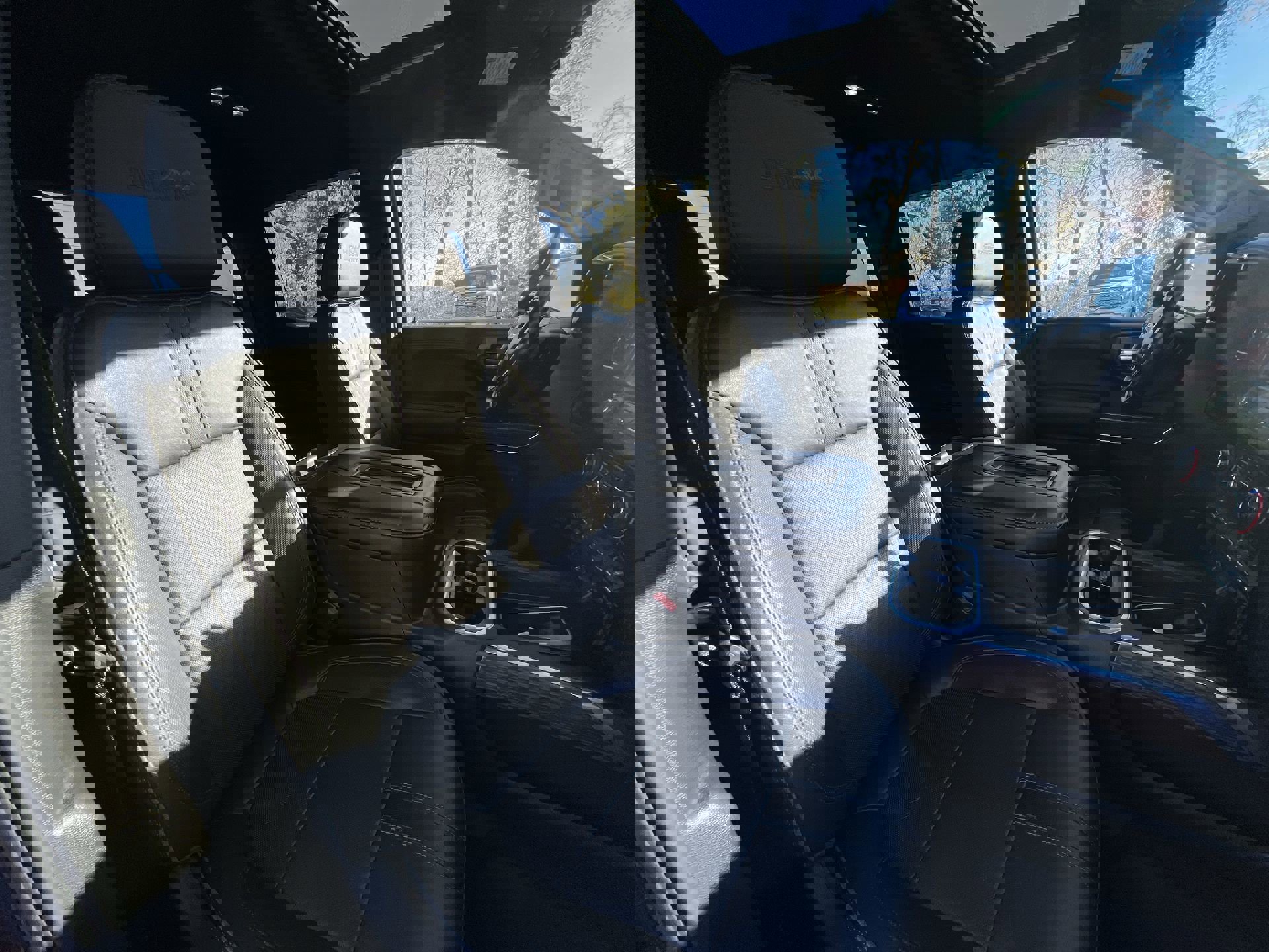 Certified 2020 Chevrolet Silverado 1500 High Country w/ Technology Package image 29