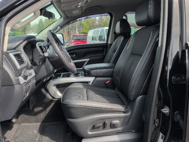 Used 2017 Nissan Titan PRO-4X image 22