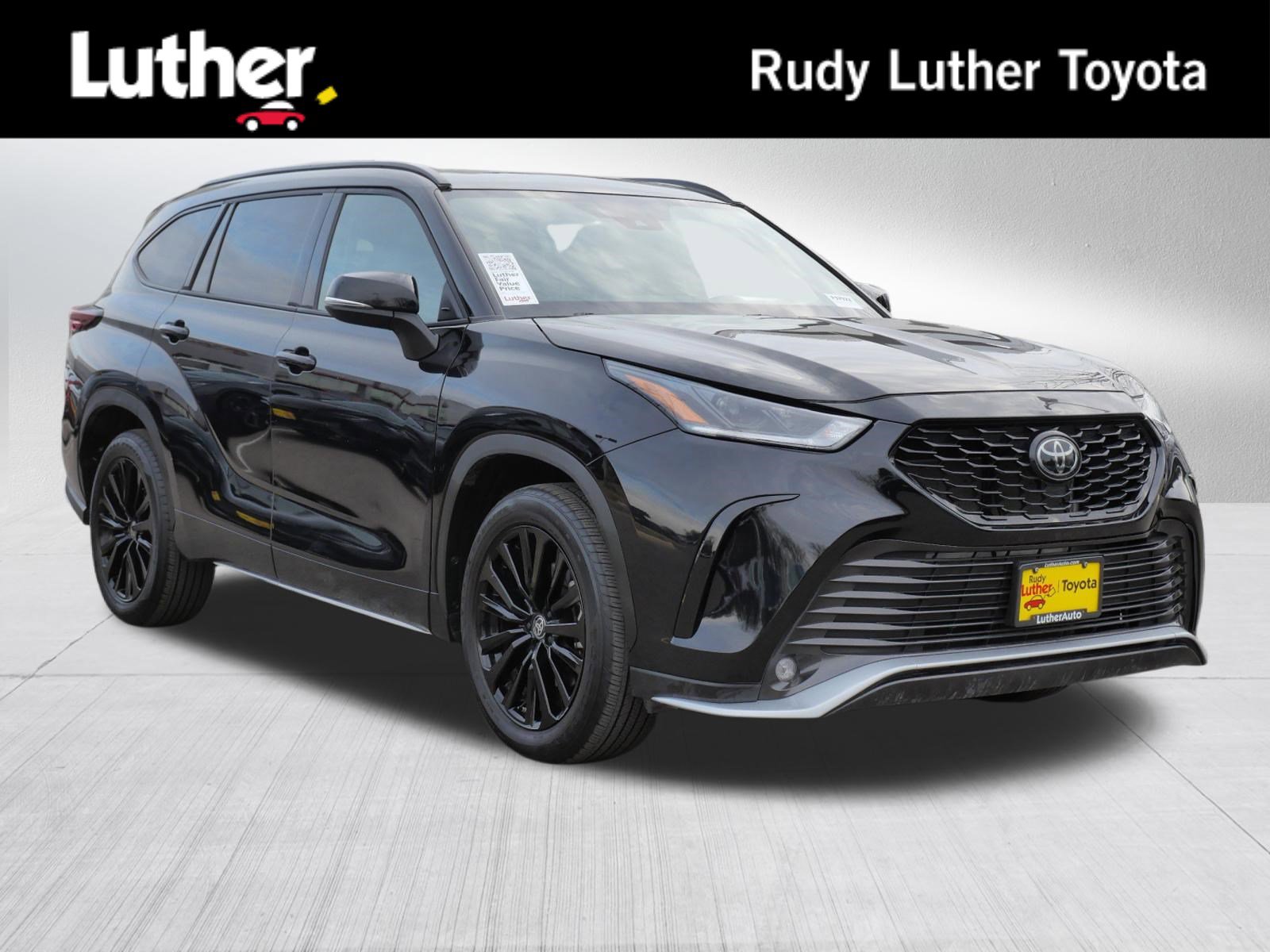 Certified 2025 Toyota Highlander XSE