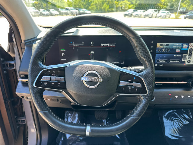 Used 2024 Nissan Ariya FWD image 39