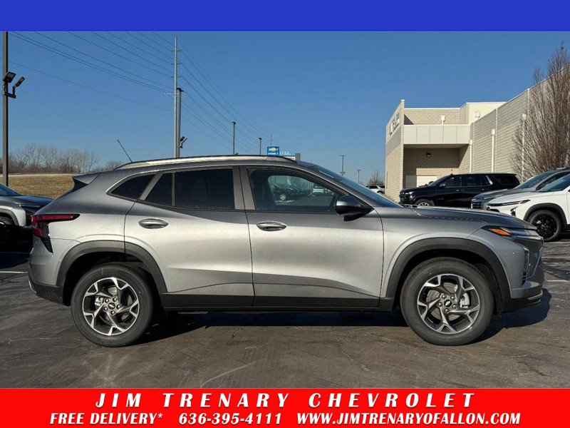 New 2026 Chevrolet Trax LT w/ Driver Confidence Package