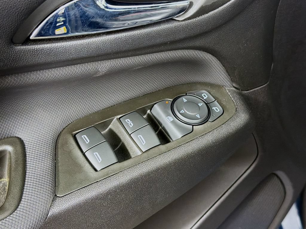 Used 2024 Chevrolet Equinox RS AWD/4WD image 17