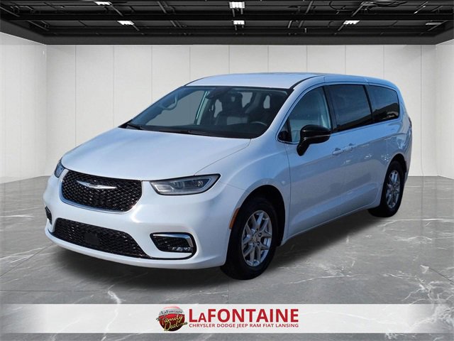 Certified 2024 Chrysler Pacifica Touring-L image 1