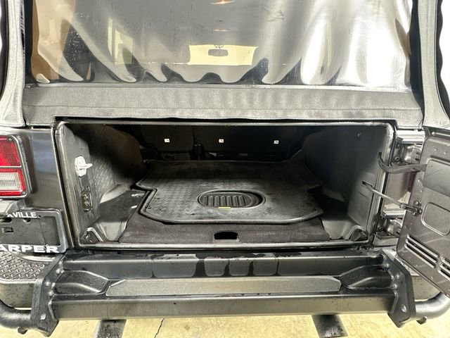 Used 2018 Jeep Wrangler Unlimited Sport image 22